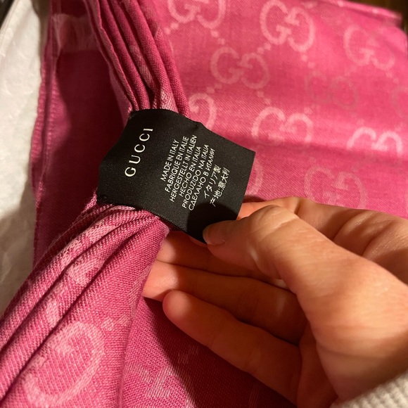 Gucci GG silk/wool scarf pink - Picture 6 of 6